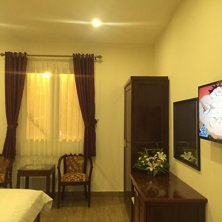 Huy Hoang 1 Hotel ホーチミン市 エクステリア 写真