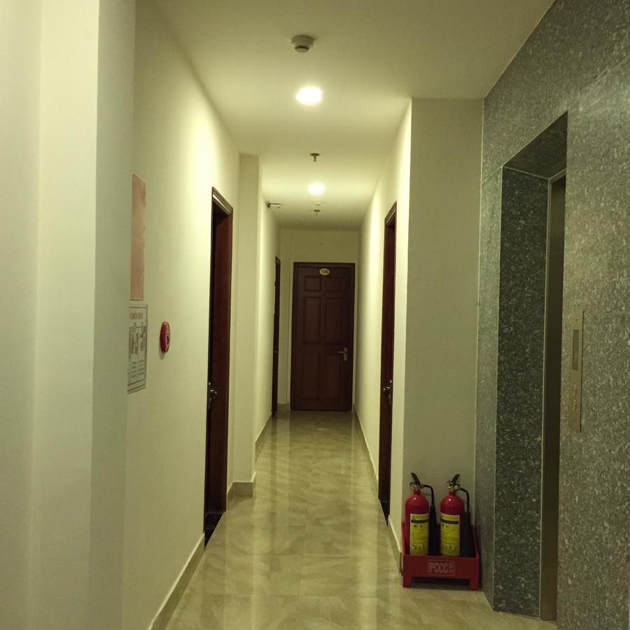 Huy Hoang 1 Hotel ホーチミン市 エクステリア 写真