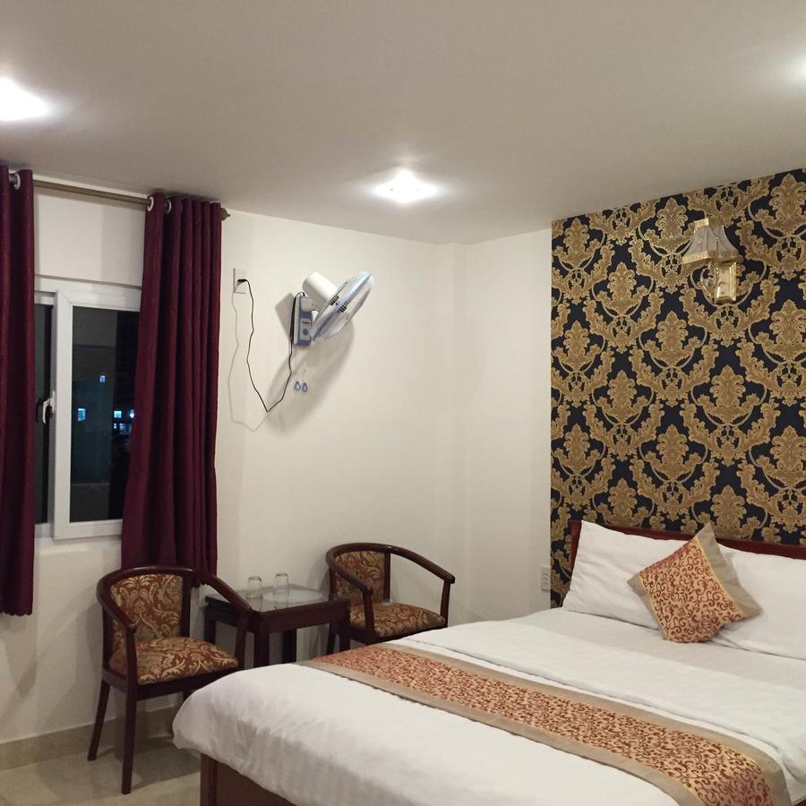 Huy Hoang 1 Hotel ホーチミン市 エクステリア 写真