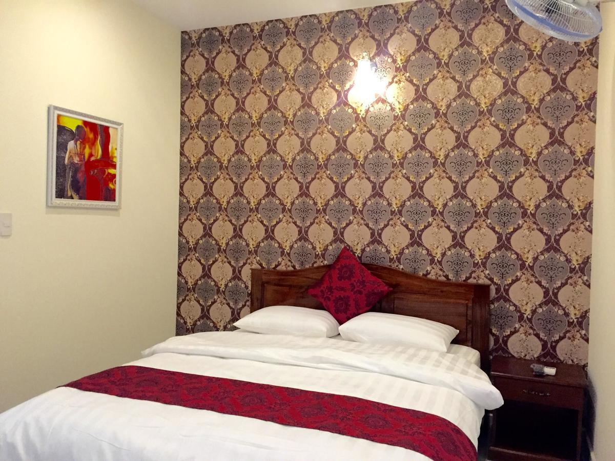 Huy Hoang 1 Hotel ホーチミン市 エクステリア 写真